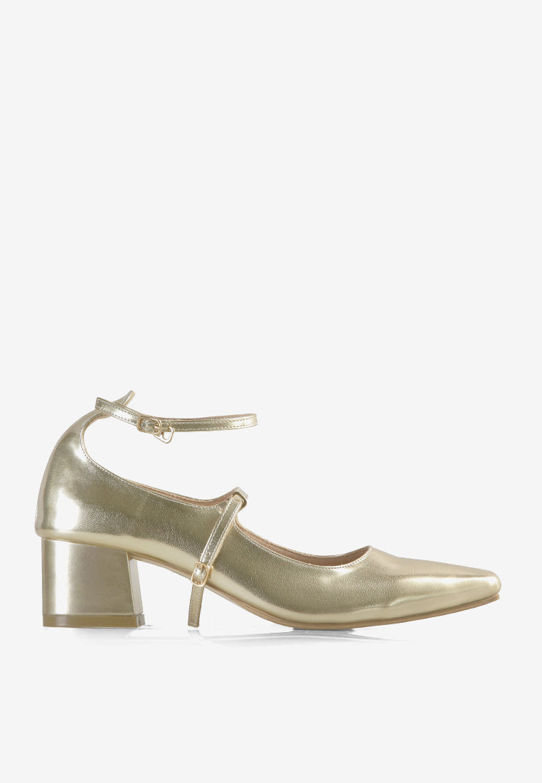 Astoria in Gold