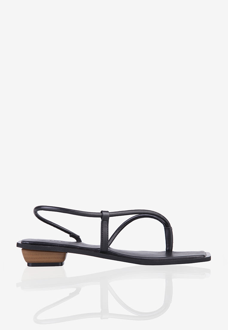 Oak in Black