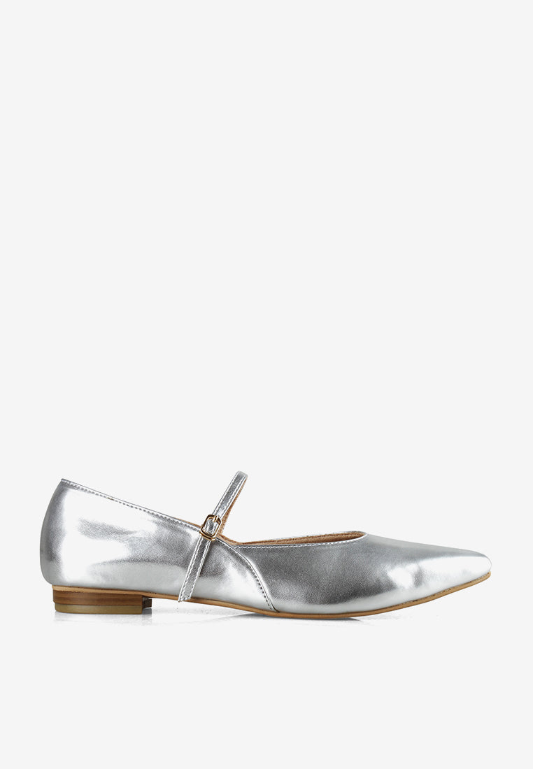 Glace in Silver