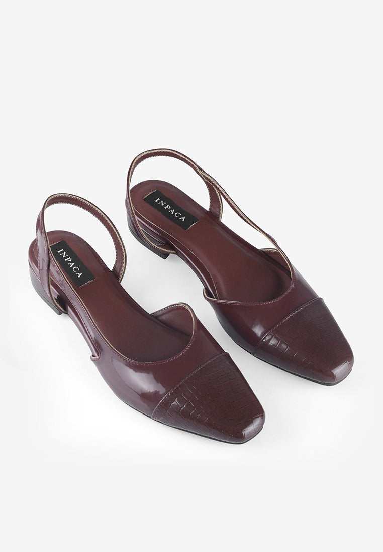 Joilette in Maroon