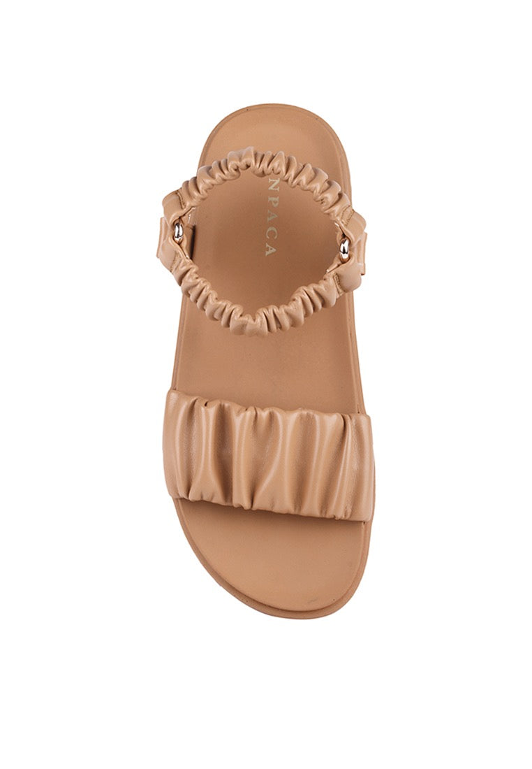 Malva in Tan