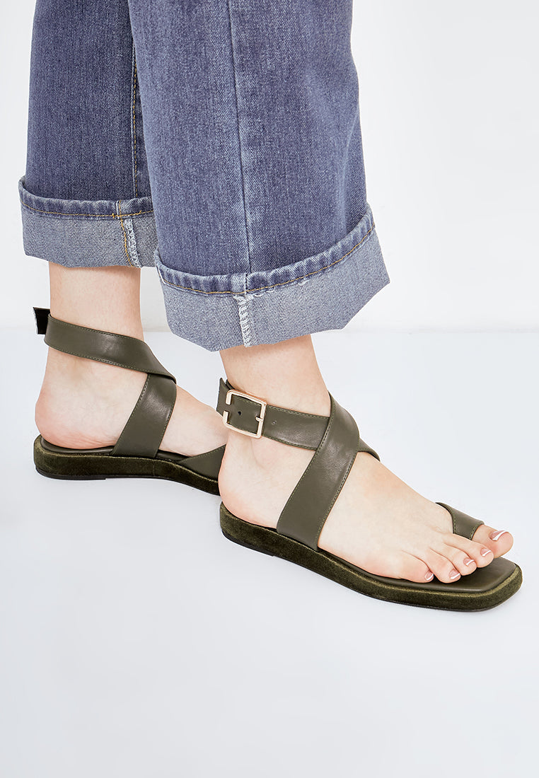 Daphne in Olive
