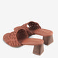 Galle in Brown