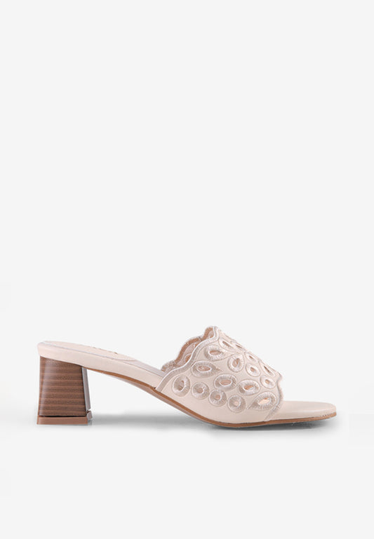 Galle in Beige
