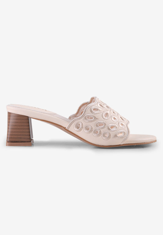Galle in Beige