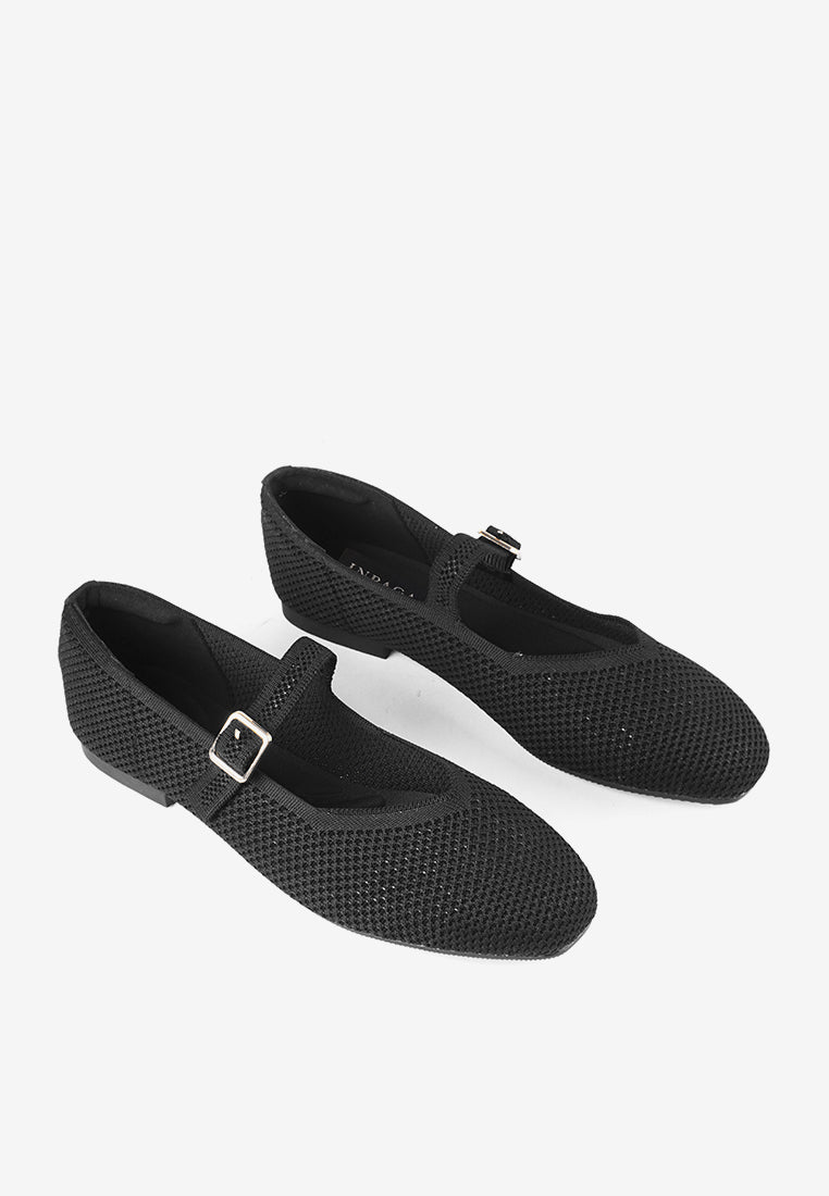 Maia Flatshoes in Black