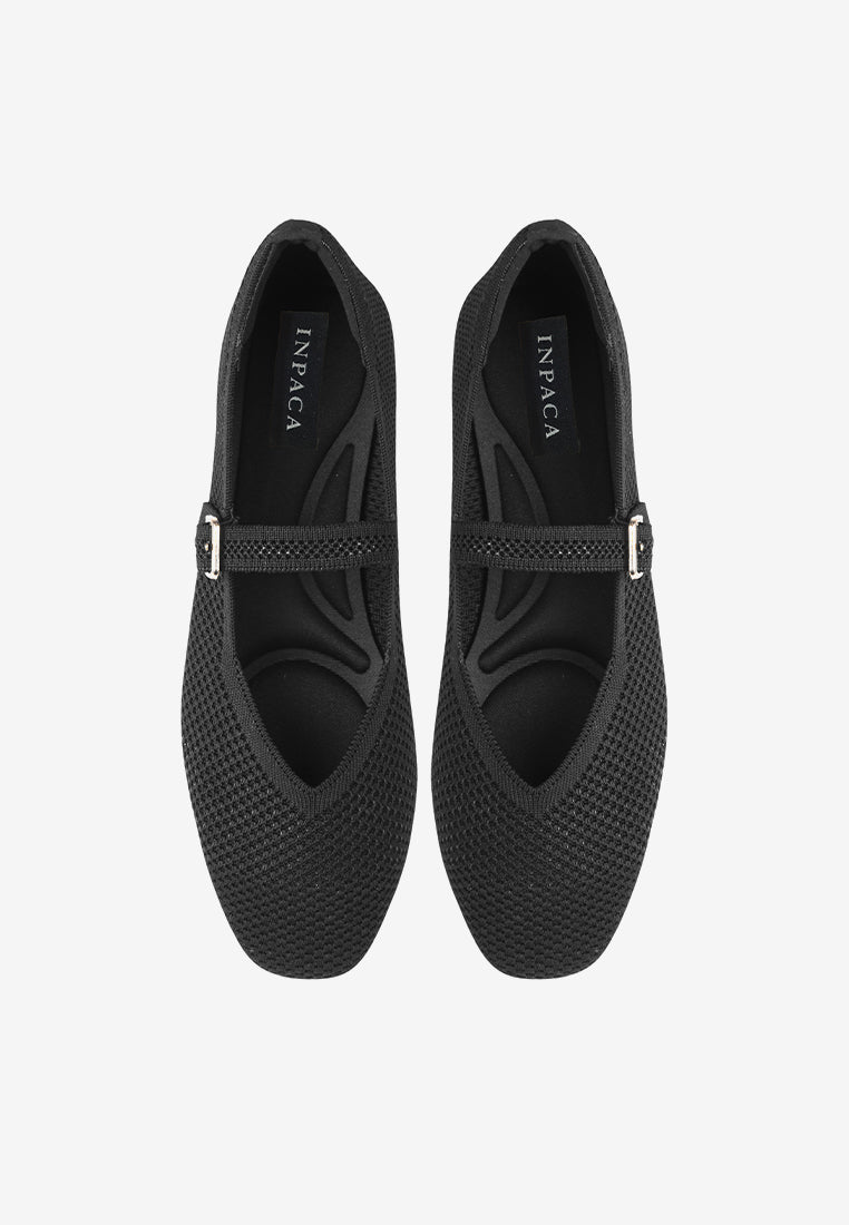 Maia Flatshoes in Black
