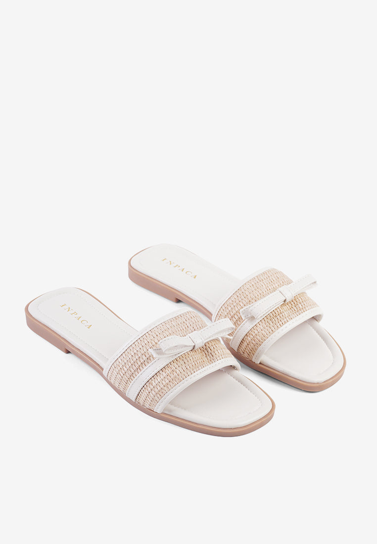 Pamama Sandals in Beige