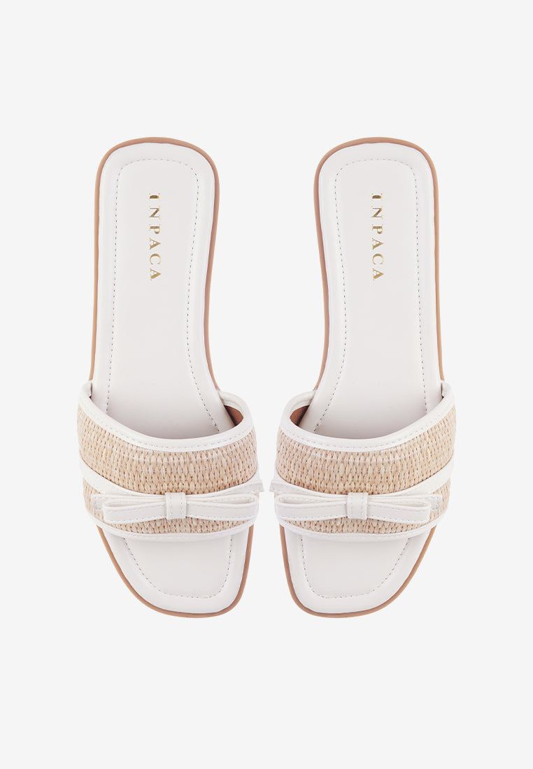 Pamama Sandals in Beige