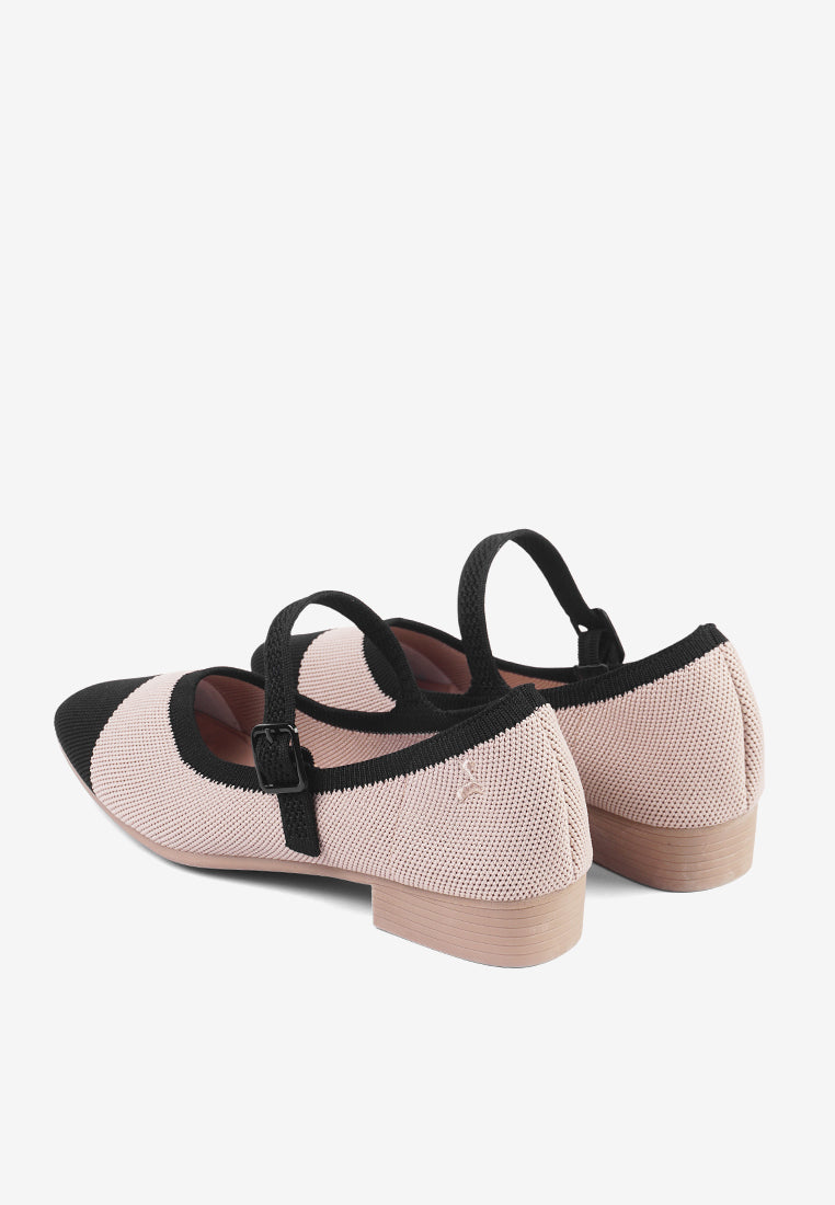Mischa in Almond Black