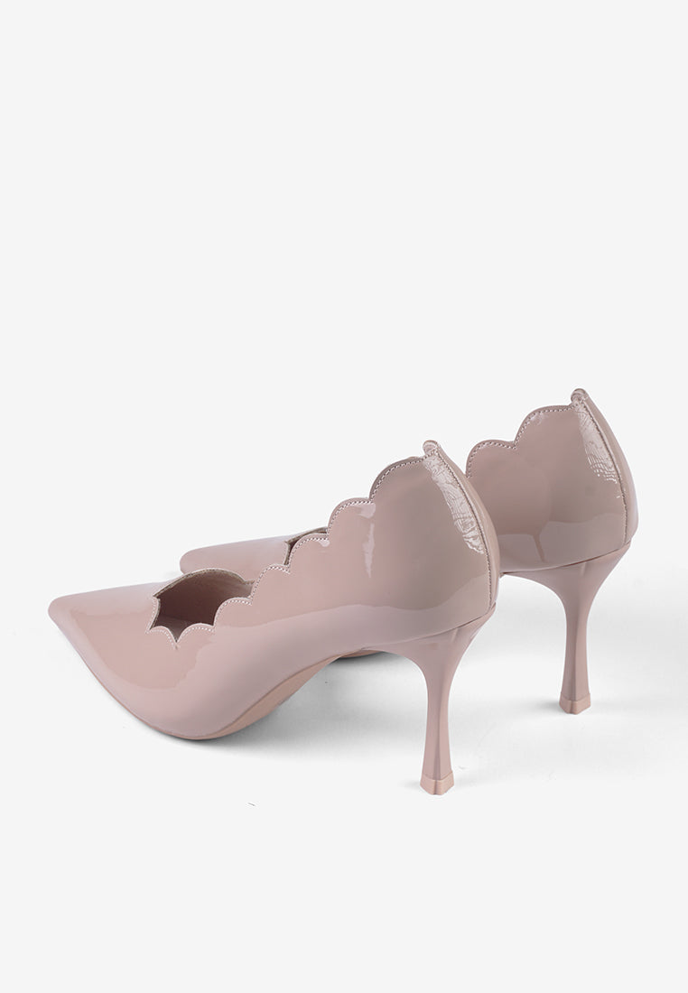 Quille in Nude