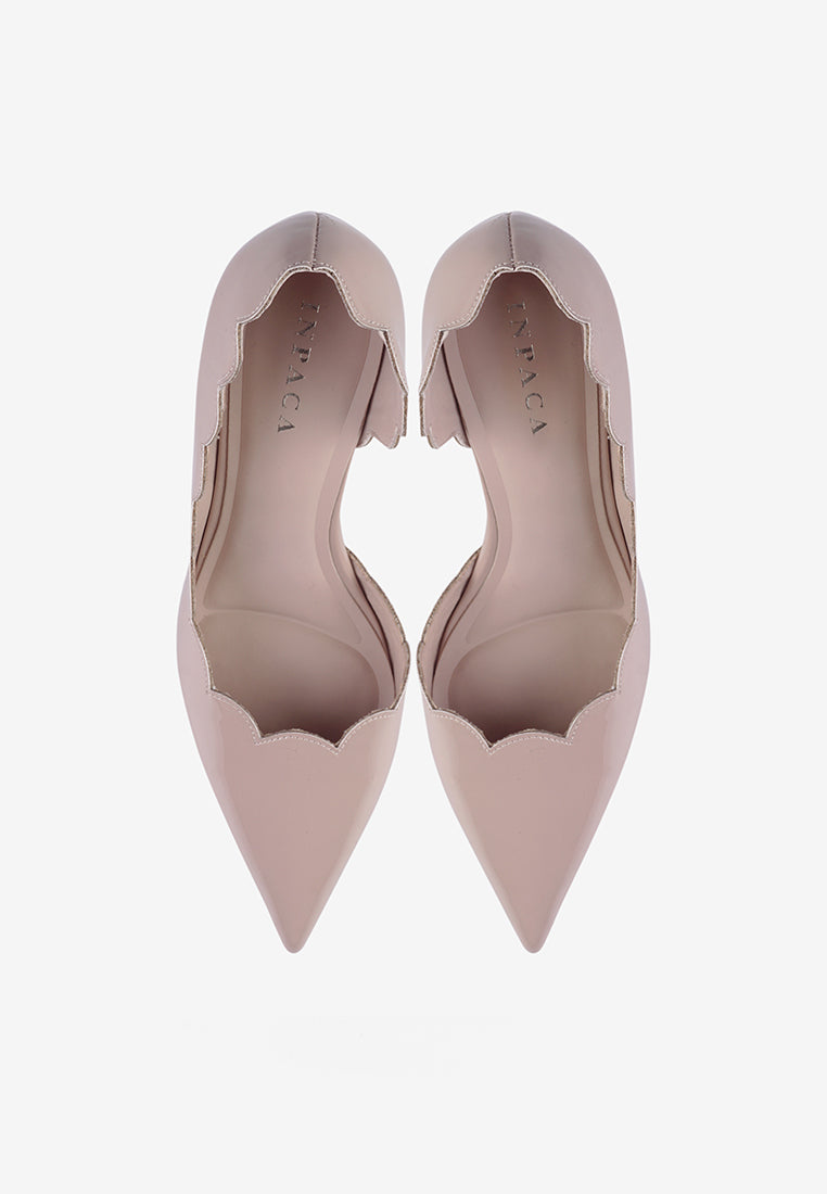 Quille in Nude