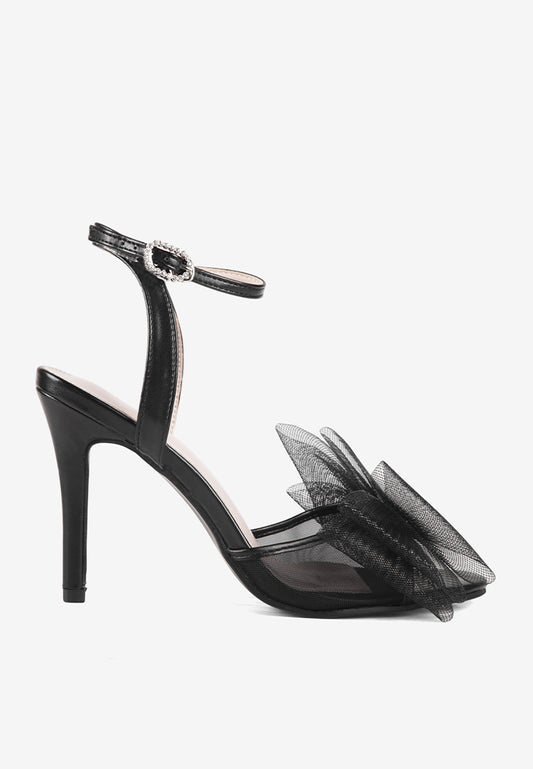 Jolene in Black