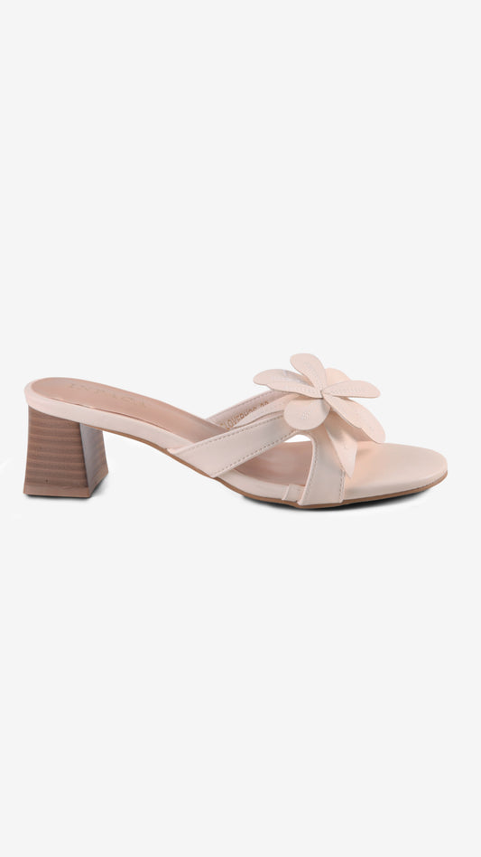 Clover in Beige