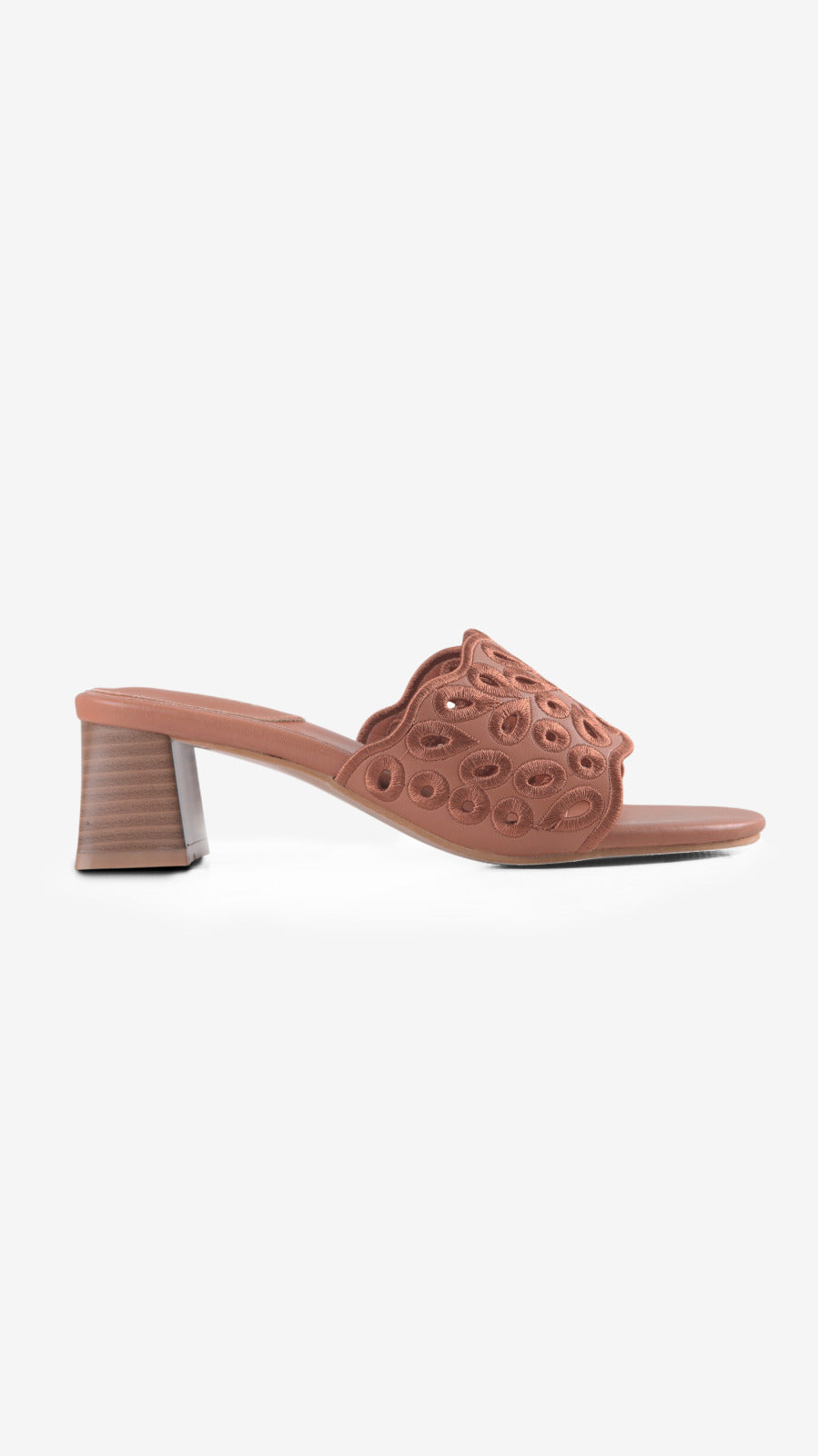 Galle in Brown