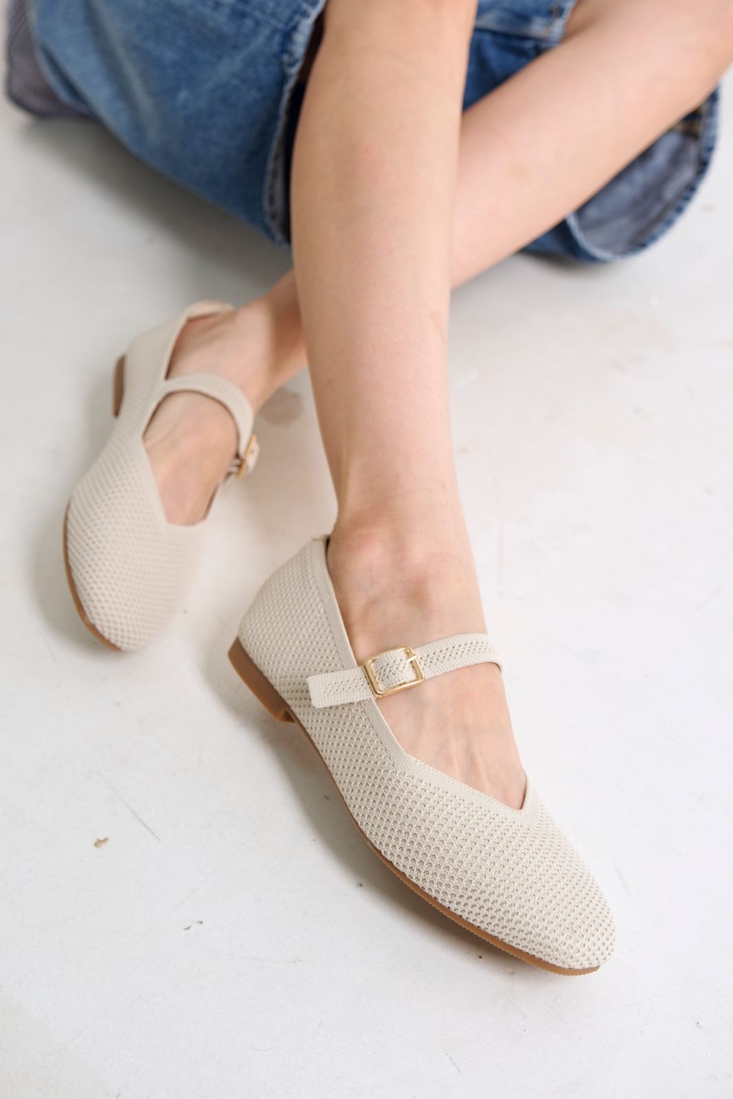 Maia Flatshoes in Cream