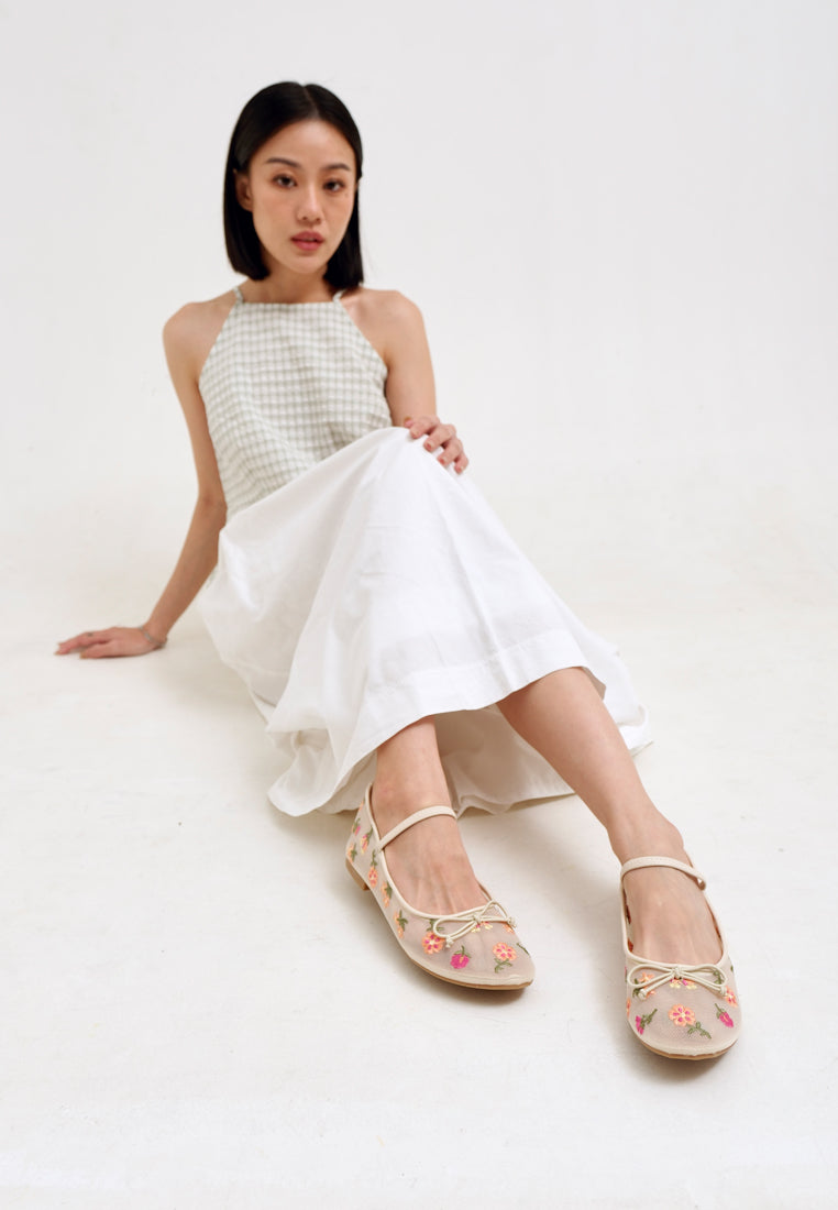 Lyla Flatshoes in Cream